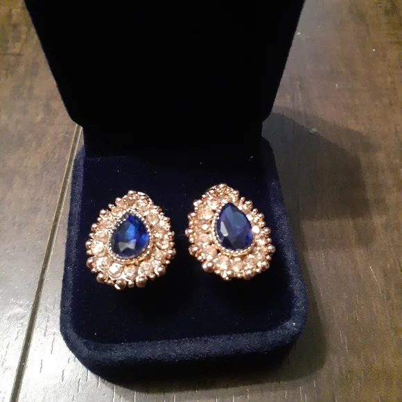 Hypoallergenic Earrings ( 5 pair Brand New ) - Picture 5 of 7